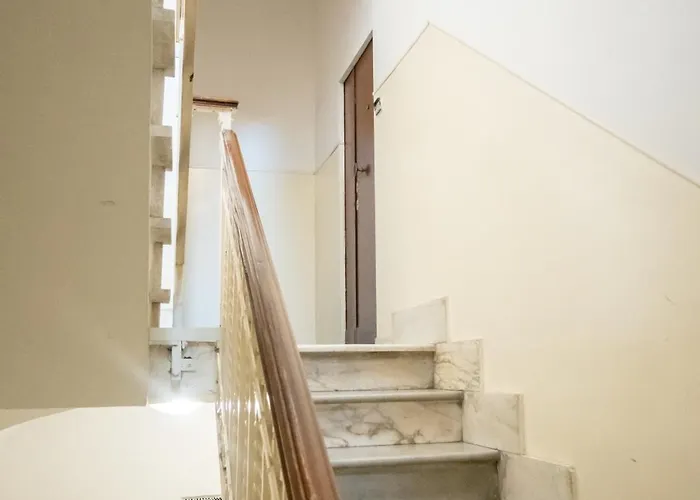 Yellow Pop - Design E Colore A Apartamento Roma